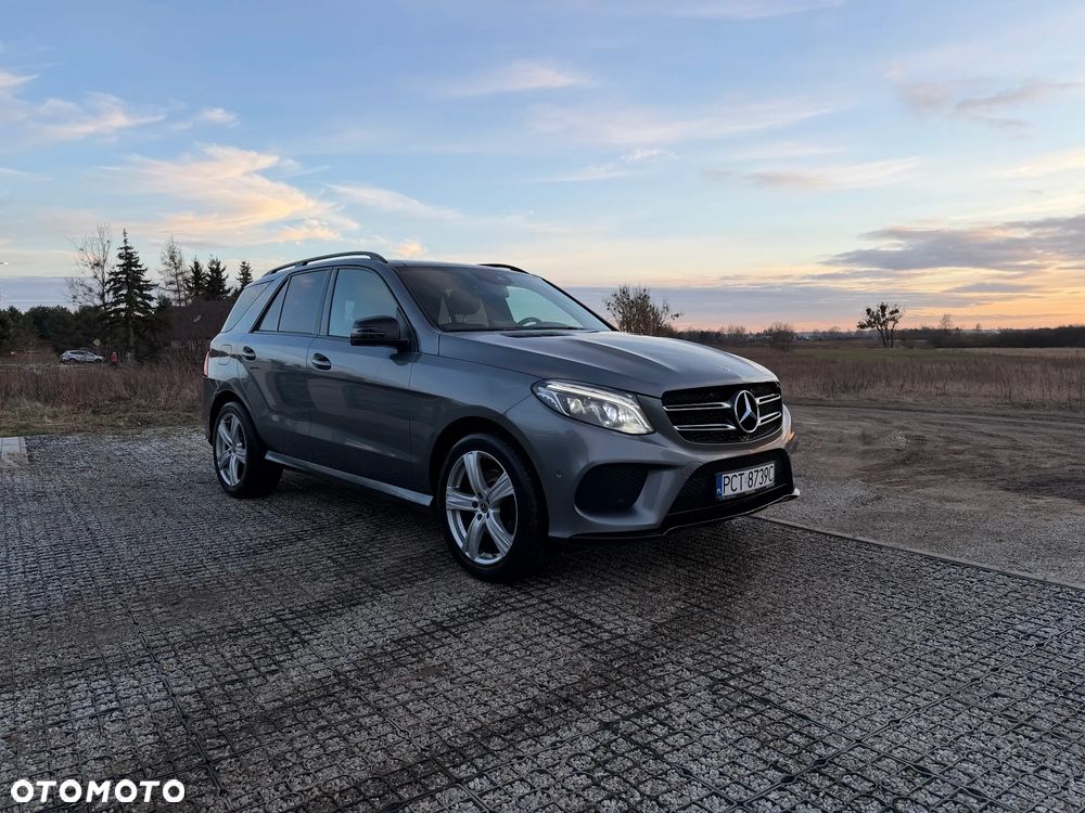 Mercedes-Benz GLE - 13