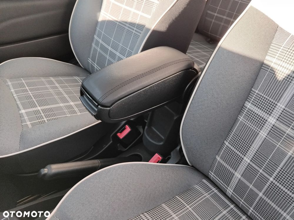 Fiat 500 1.0 Hybrid - 29