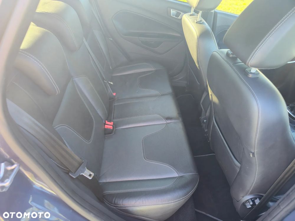 Ford Fiesta 1.6 TDCi Titanium X - 27