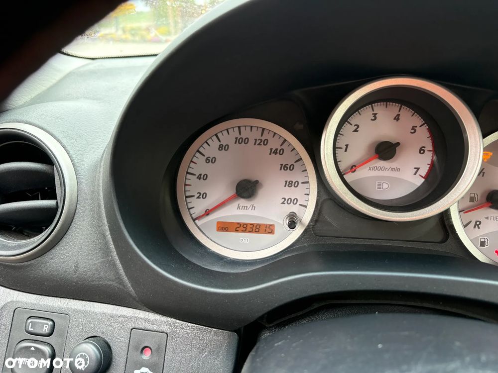 Toyota RAV4 D-4D 4x4 - 13