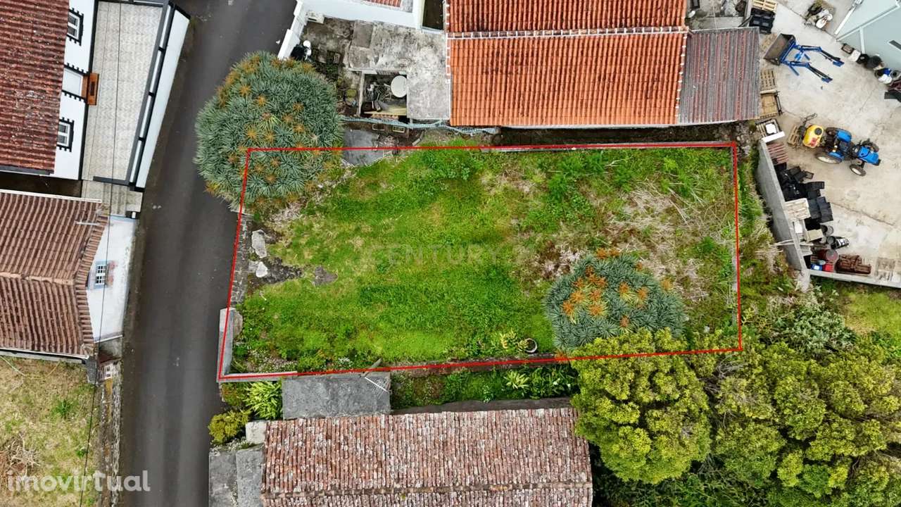 Terreno com Vista Mar em Biscoitos, Praia da Vitória - Grande imagem: 2/3