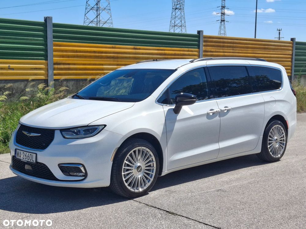 Chrysler Pacifica - 7