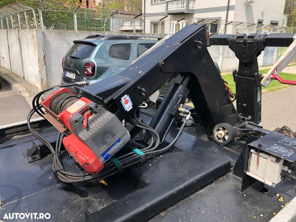 Mercedes-Benz Sprinter - 6