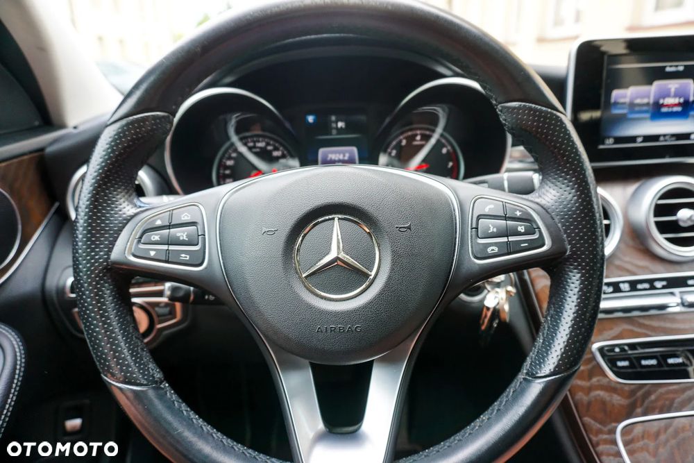 Mercedes-Benz Klasa C 200 7G-TRONIC Avantgarde - 34