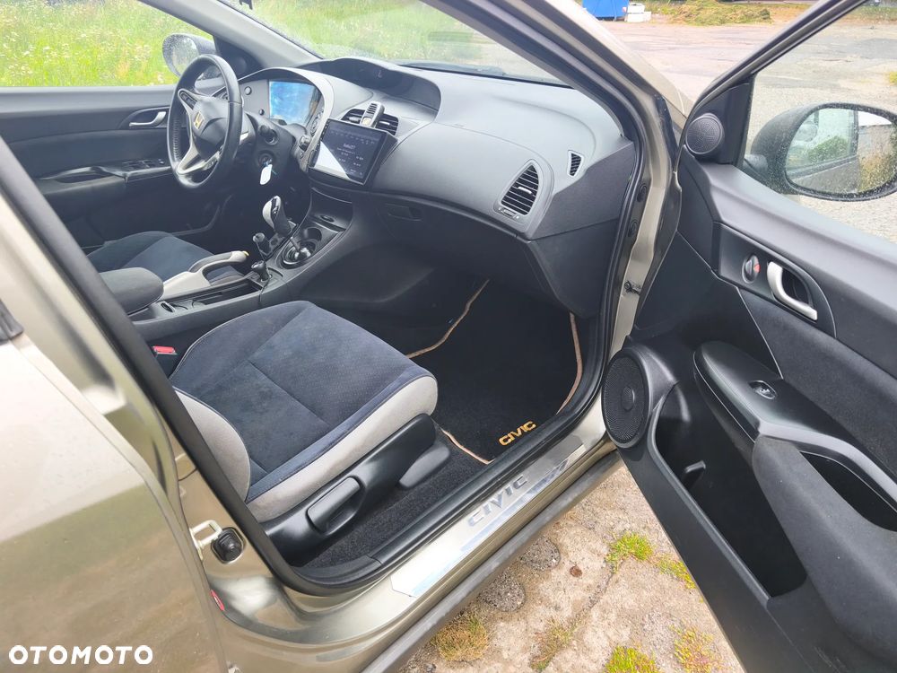 Honda Civic 2.2i-CTDi Sport - 4