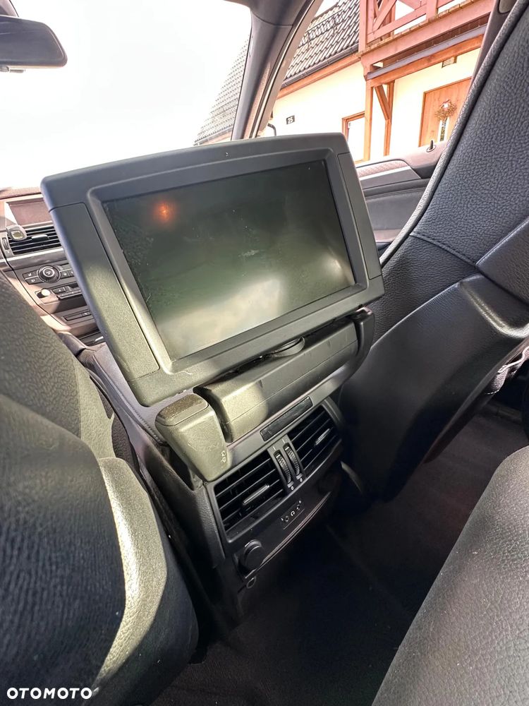 BMW X6 xDrive40d - 8