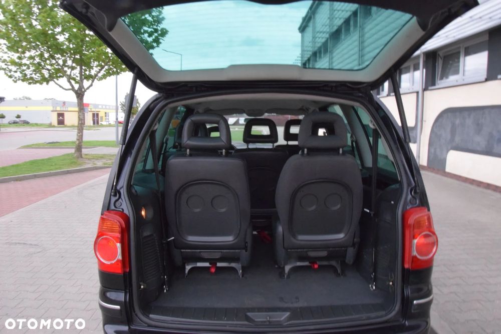 Volkswagen Sharan 1.9 TDI Automatik Pacific - 29