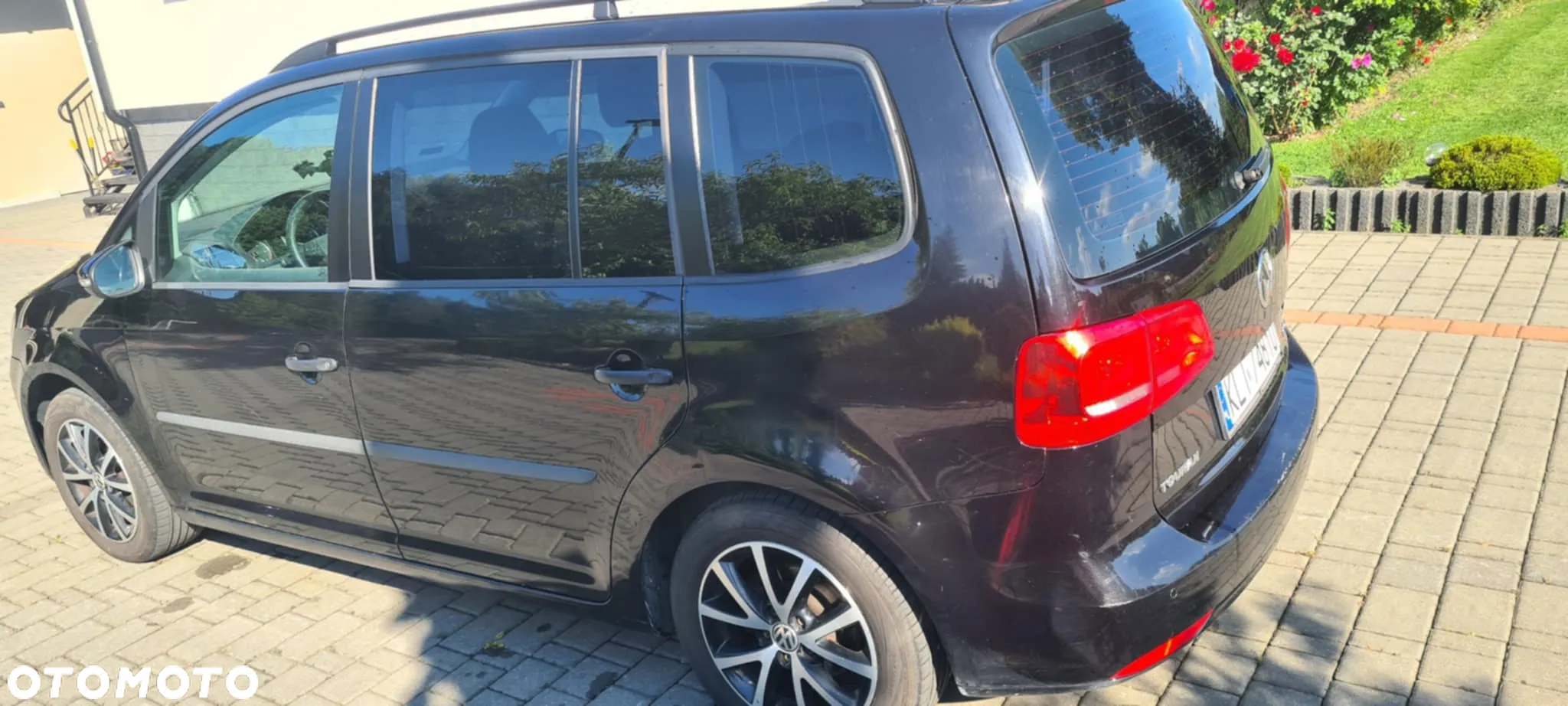 Volkswagen Touran 1.6 TDI DPF BlueMot Comfortline - 5