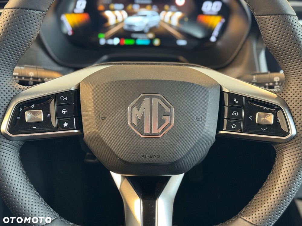 MG ZS Hybrid+ - 20
