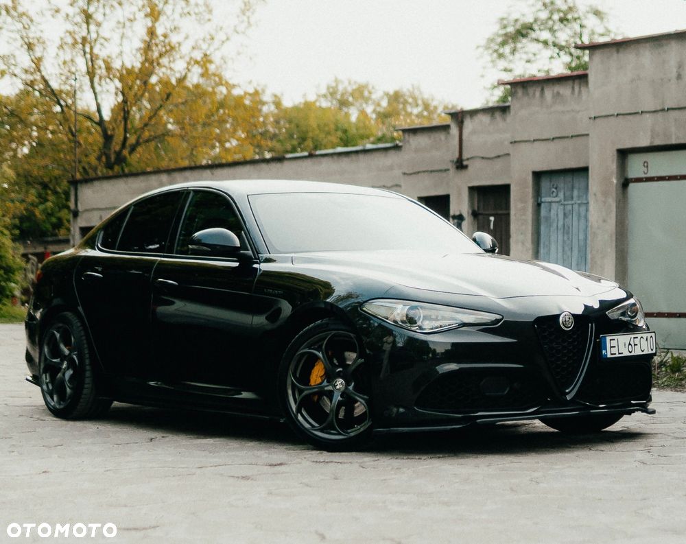 Alfa Romeo Giulia 2.0 Turbo Veloce - 1
