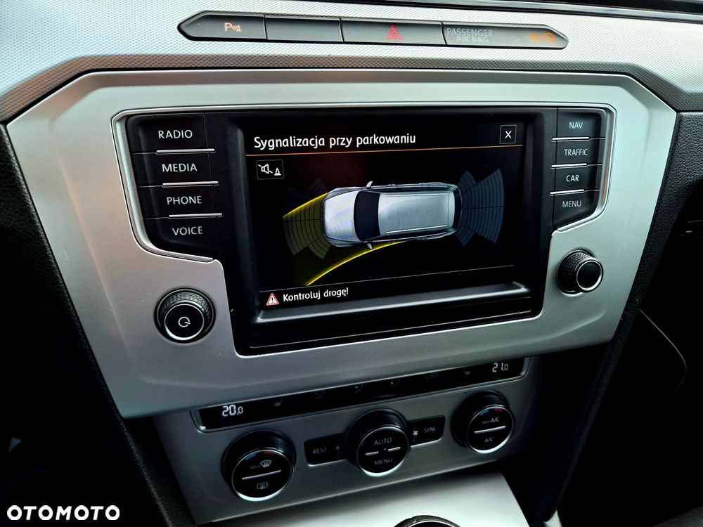 Volkswagen Passat Variant 2.0 TDI (BlueMotion Technology) Trendline - 29