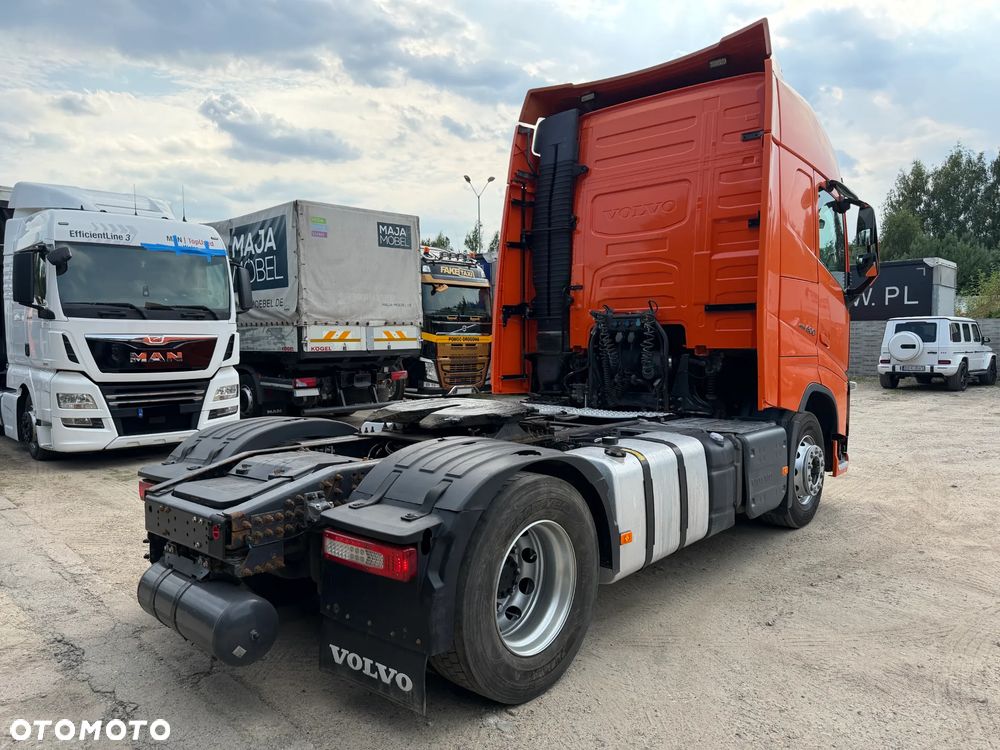 Volvo FH 500 / 3 SZTUKI / HYDRAULIKA + 2 ZBIORNIKI PALIWOWE / GLOBETROTTER / EURO 6 / LODÓWKA / DŁUGA RAMA / DOSTĘPNE 3 SZTUKI !! - 10
