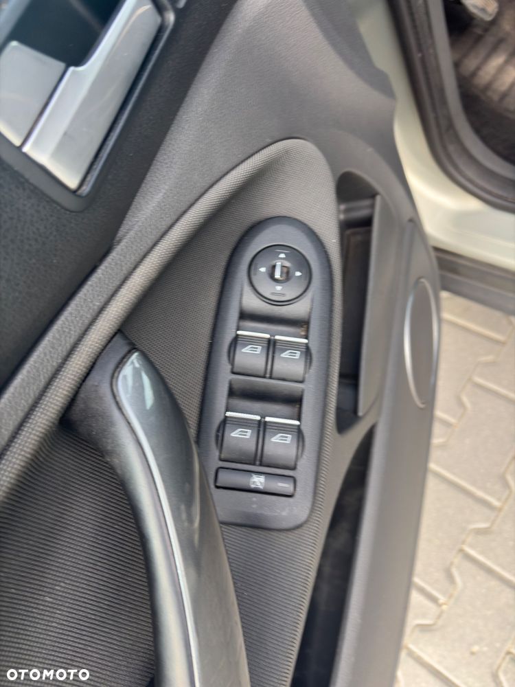 Ford Kuga - 15