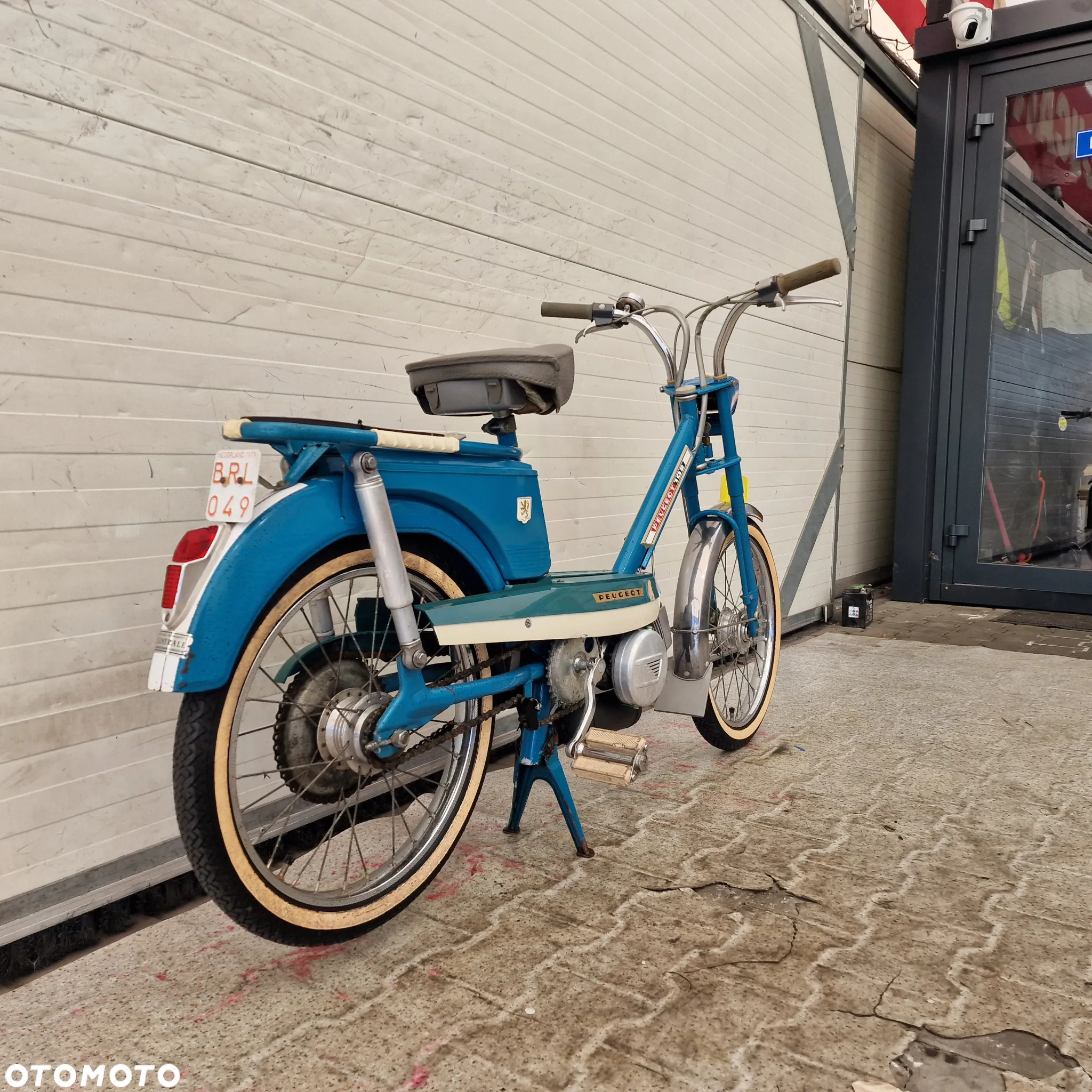 Peugeot Inny - 24