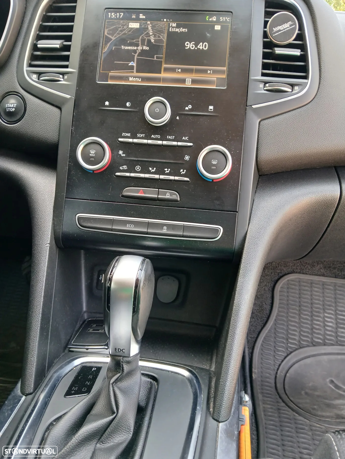 Renault Mégane Sport Tourer 1.5 Blue dCi Limited EDC - 10