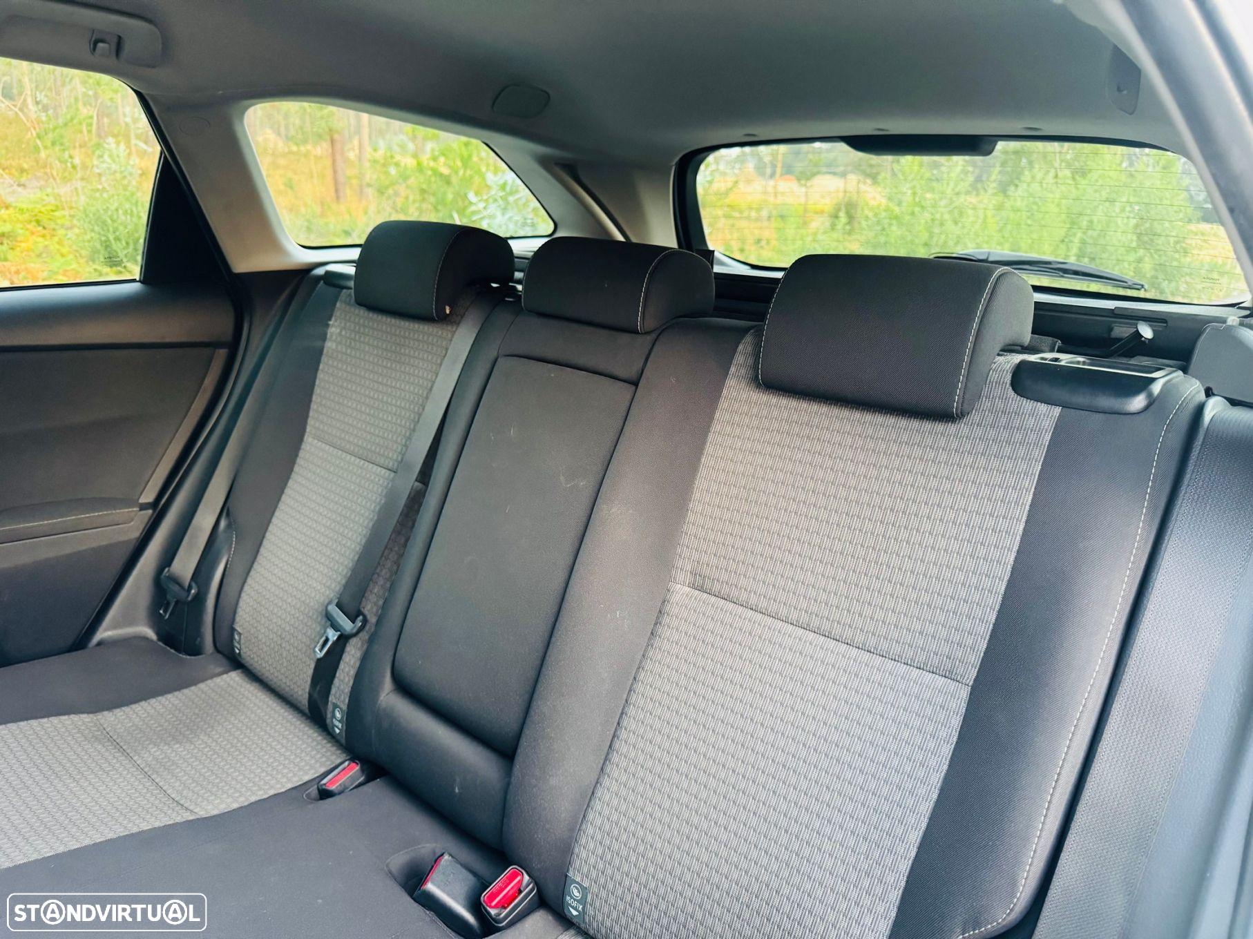 Toyota Auris Touring Sports - 40