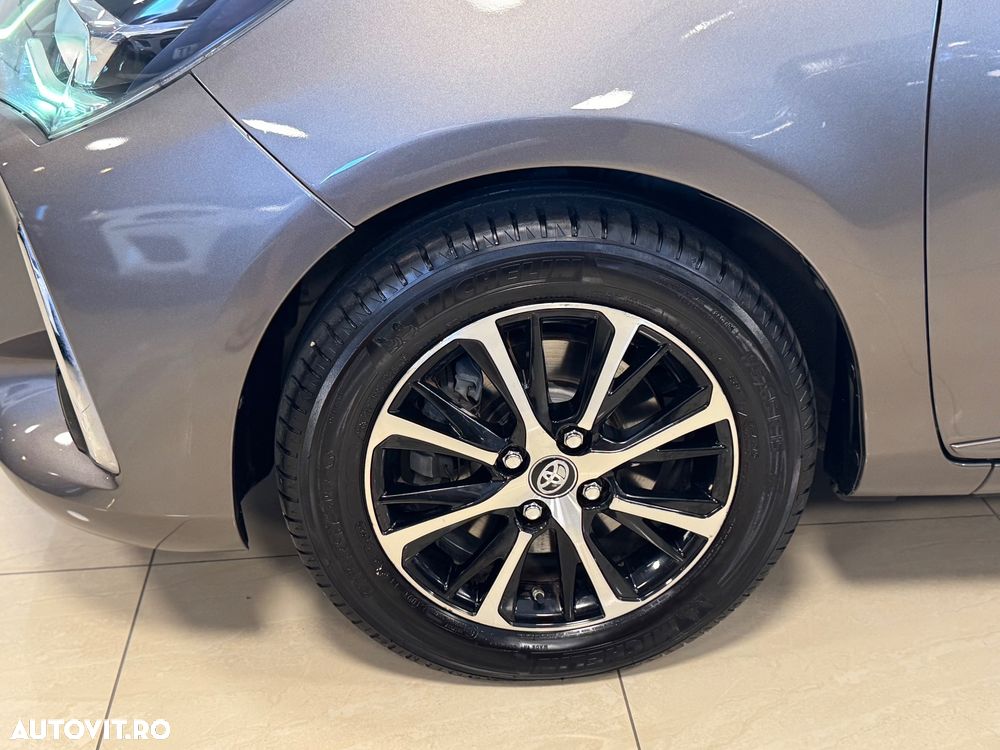 Toyota Yaris ver-1-5-vvt--i-hsd-sol - 31