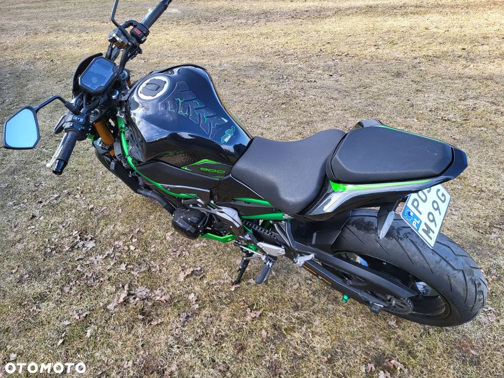 Kawasaki Z 900 - 15