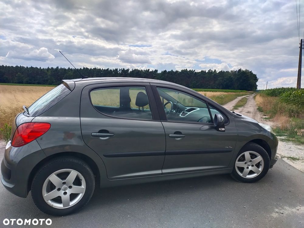Peugeot 207 1.4 Presence - 9