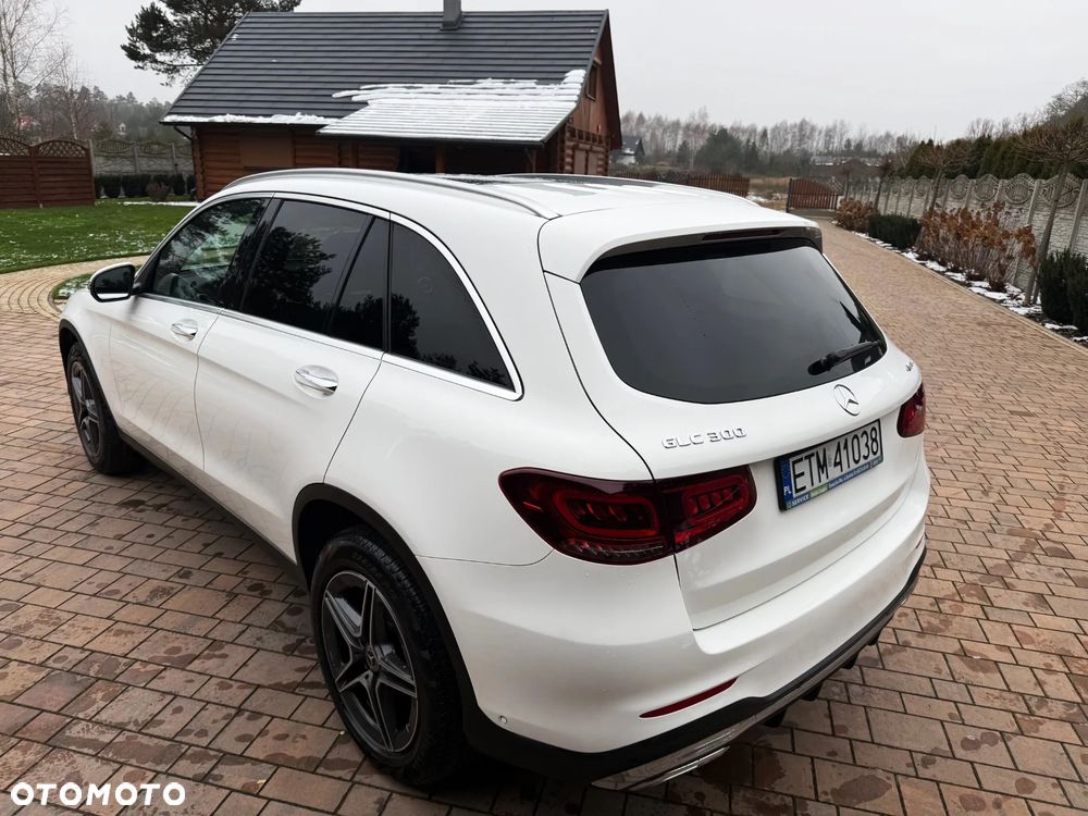 Mercedes-Benz GLC 300 4-Matic - 5