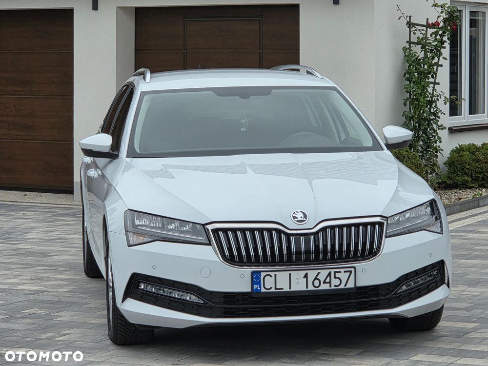 Skoda Superb 2.0 TDI SCR Style DSG - 31