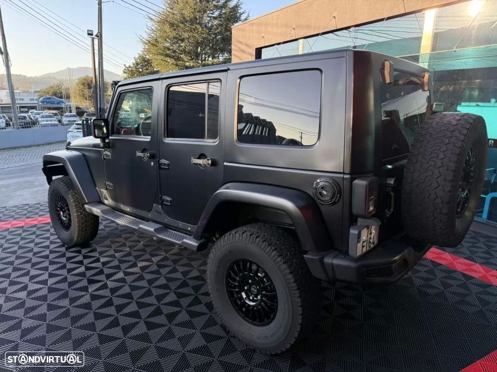 Jeep Wrangler Unlimited 2.8 CRD ATX Sahara Limited - 6