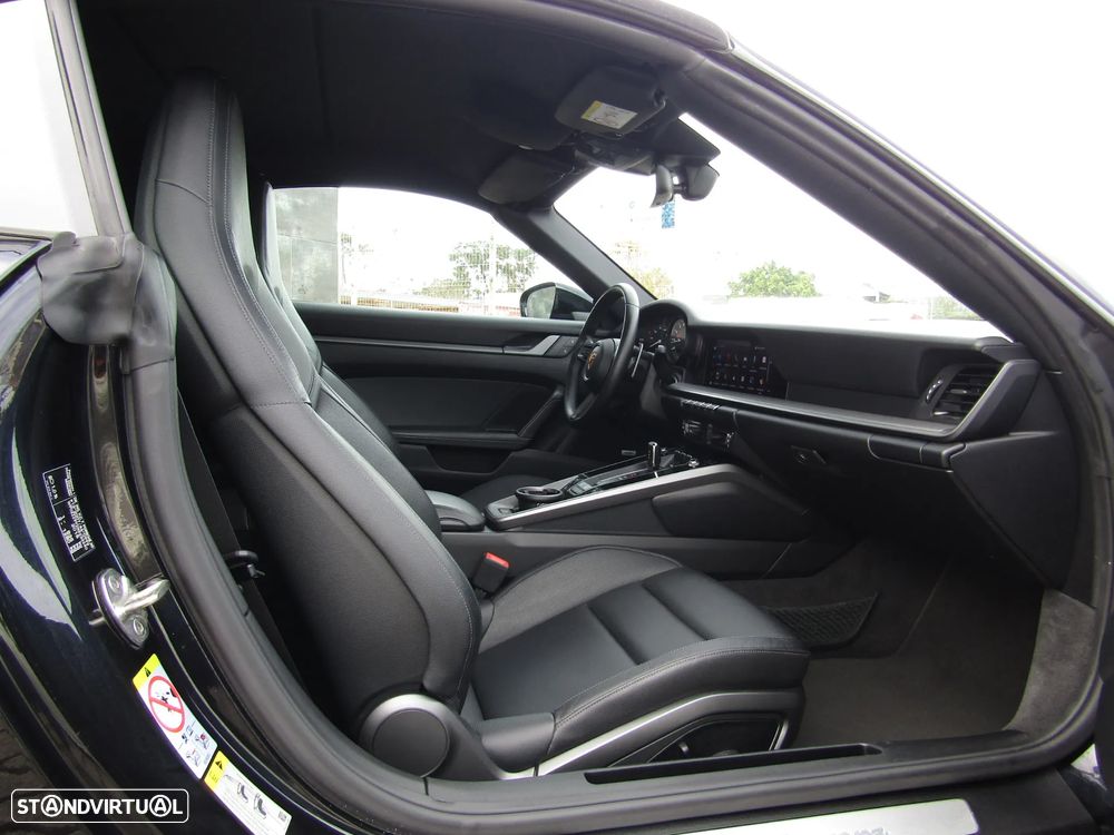 Porsche 911 (992) Carrera Cabriolet PDK - 26