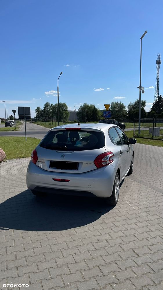 Peugeot 208 82 PureTech Style - 4