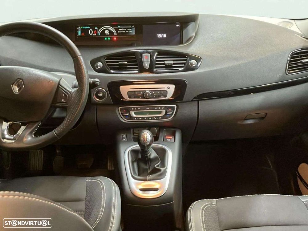 Renault Scénic - 9