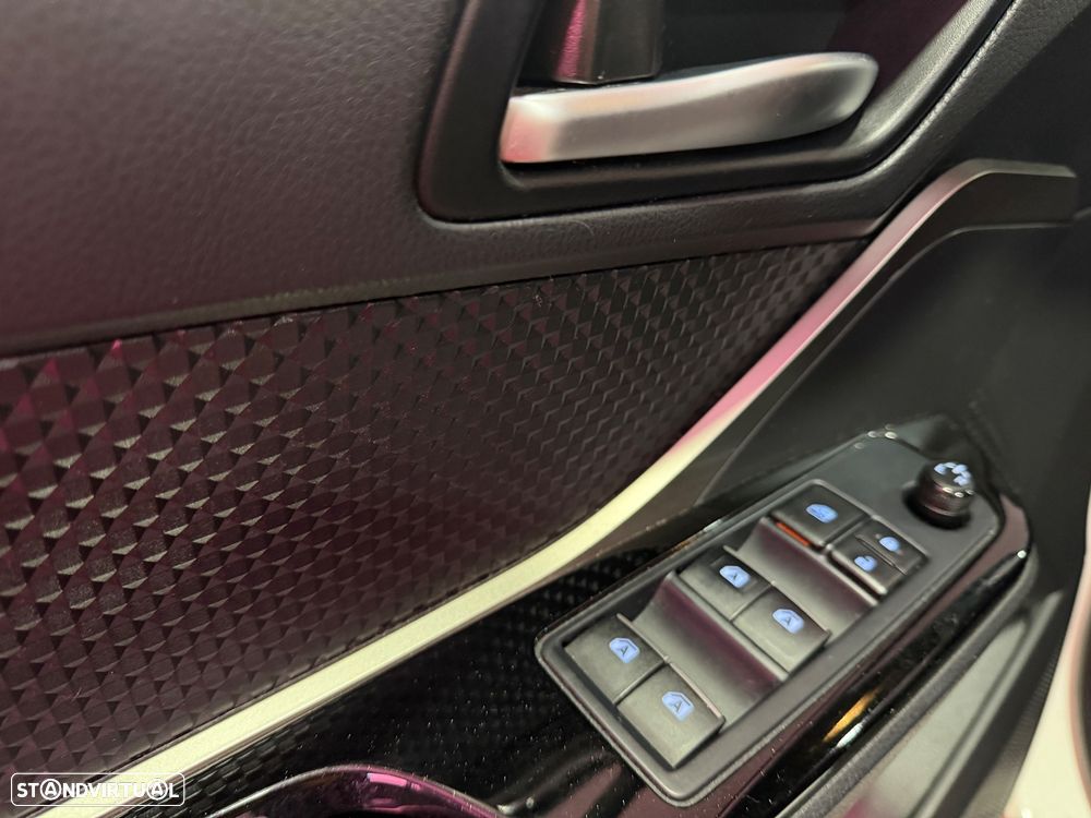 Toyota C-HR 1.8 HSD Exclusive - 19