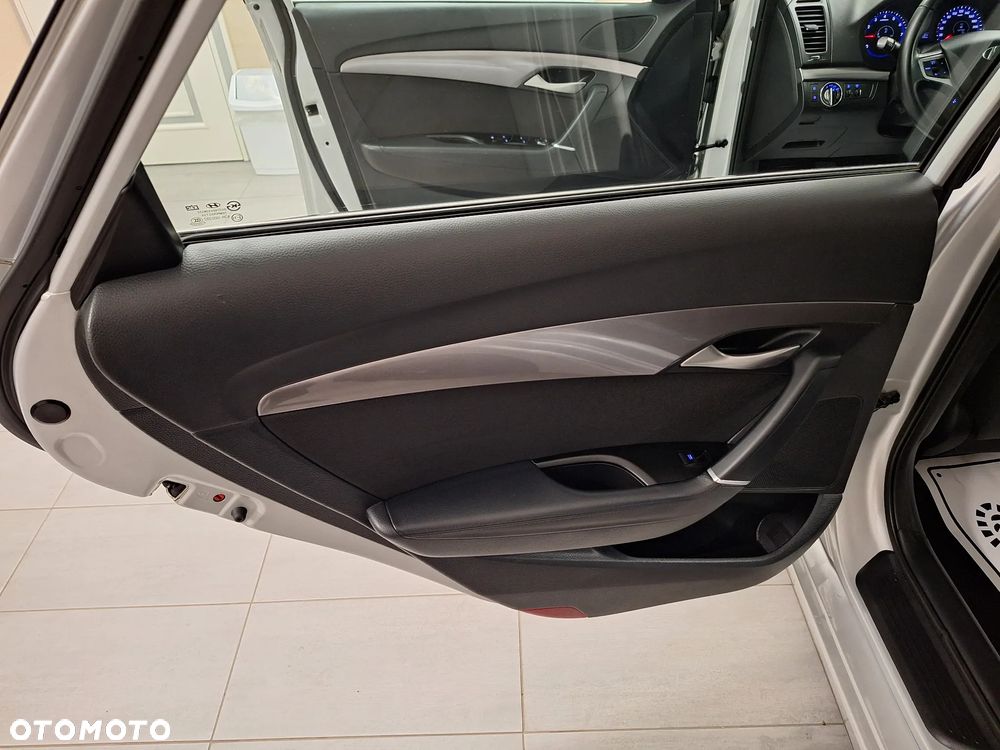 Hyundai i40 i40cw 1.6 Fifa World Cup Edition - 21