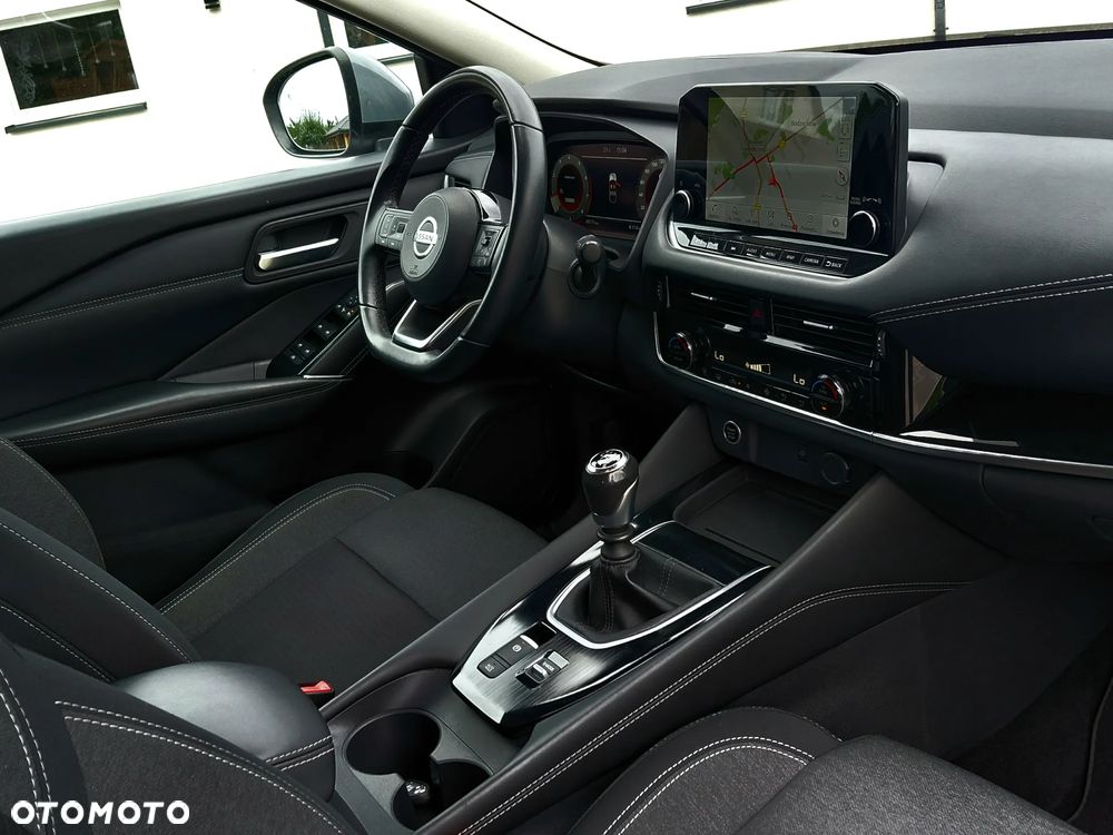 Nissan Qashqai 1.3 DIG-T SHIRO - 27