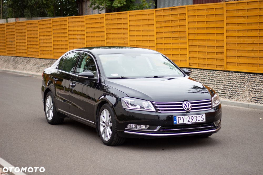 Volkswagen Passat 1.8 TSI Highline - 1