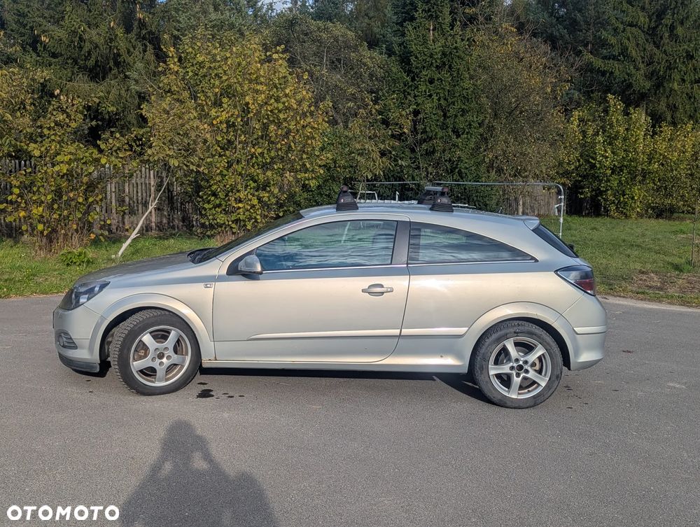 Opel Astra 1.9 CDTI Cosmo - 10