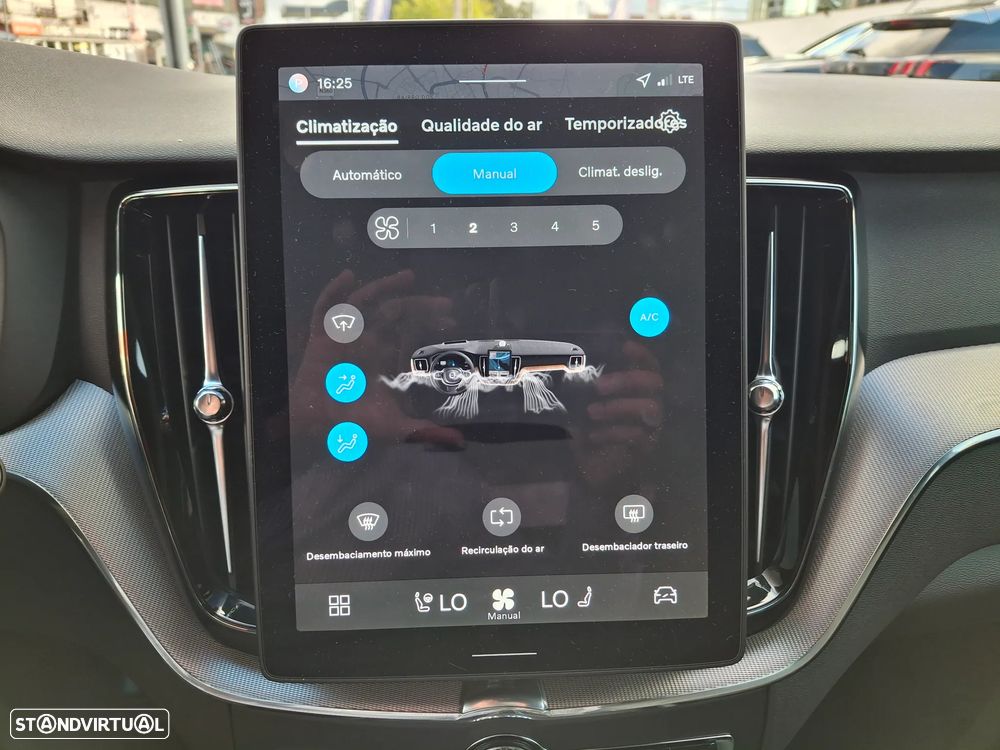 Volvo XC 60 2.0 T6 PHEV Black Edition AWD - 22