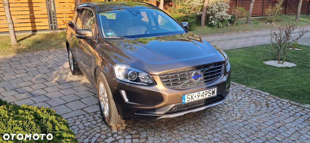 Volvo XC 60 D4 Drive-E Momentum - 4