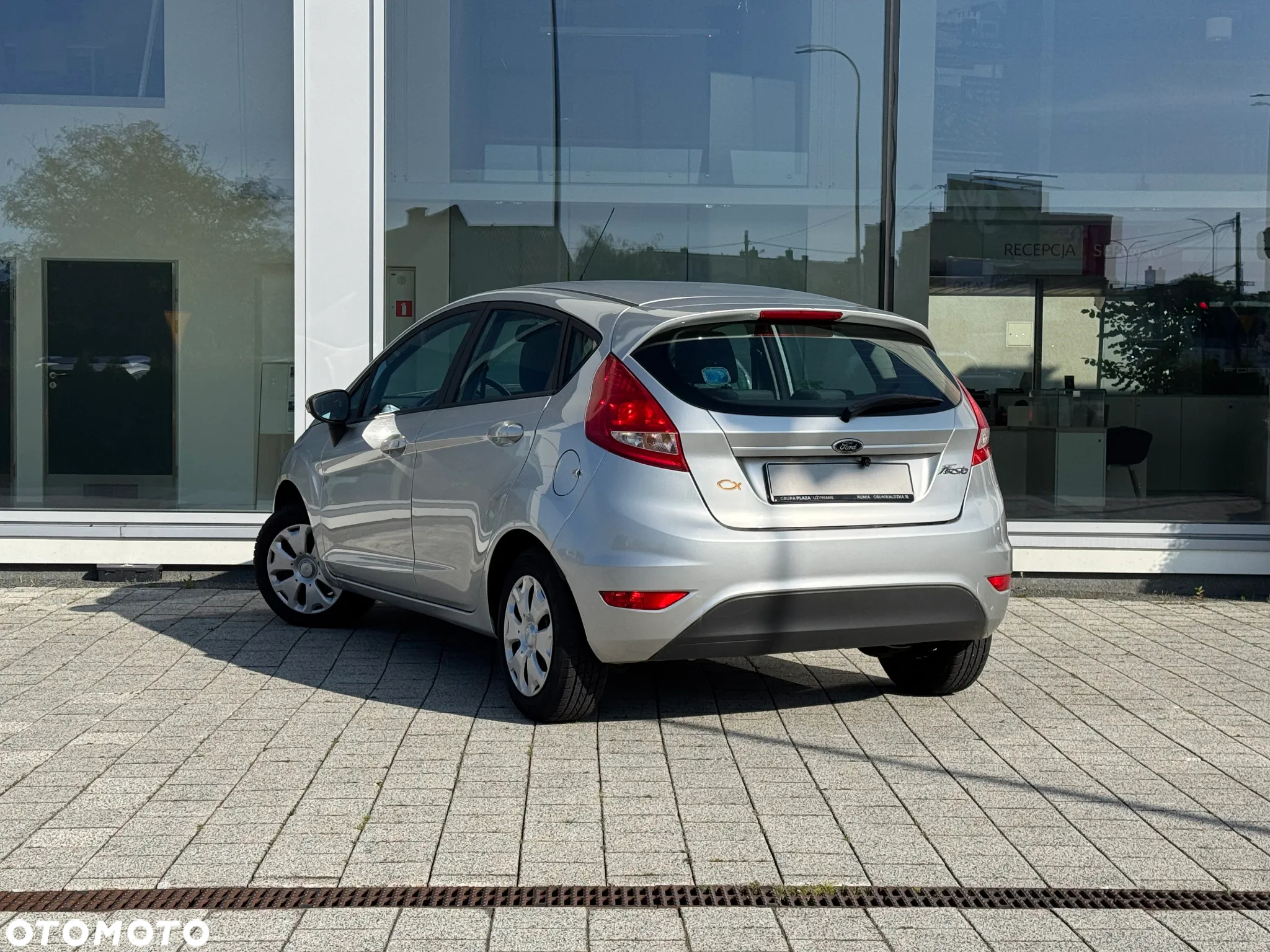 Ford Fiesta 1.25 Ambiente EU5 - 6