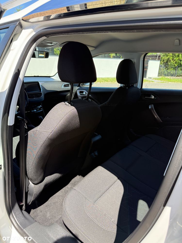 Peugeot 2008 1.4 HDi Active - 21