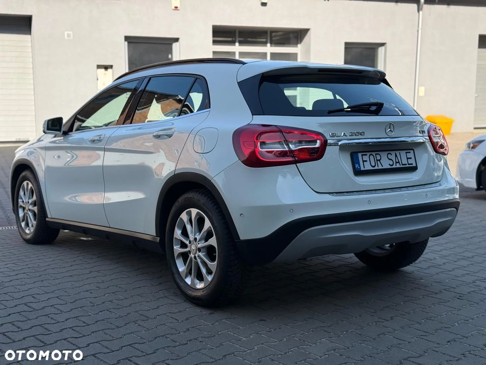 Mercedes-Benz GLA 200 (CDI) d - 6