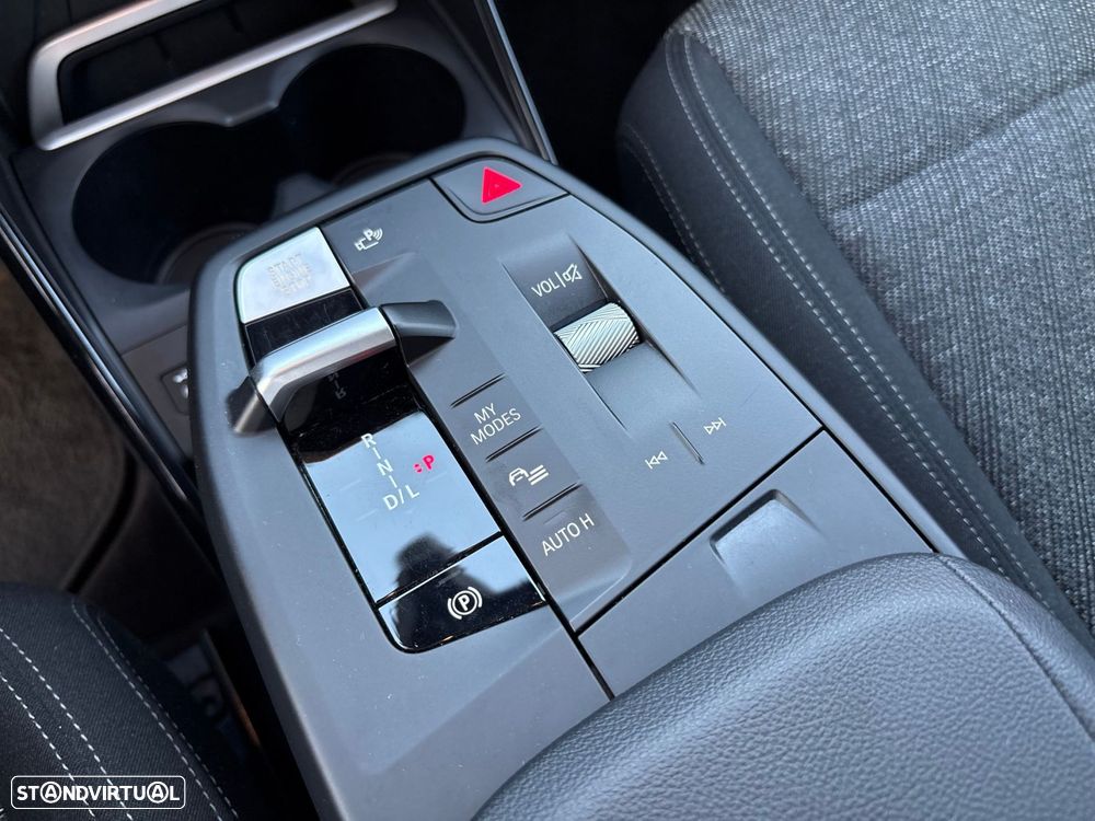 BMW 225xe Active Tourer e xDrive Edição Optimized - 41