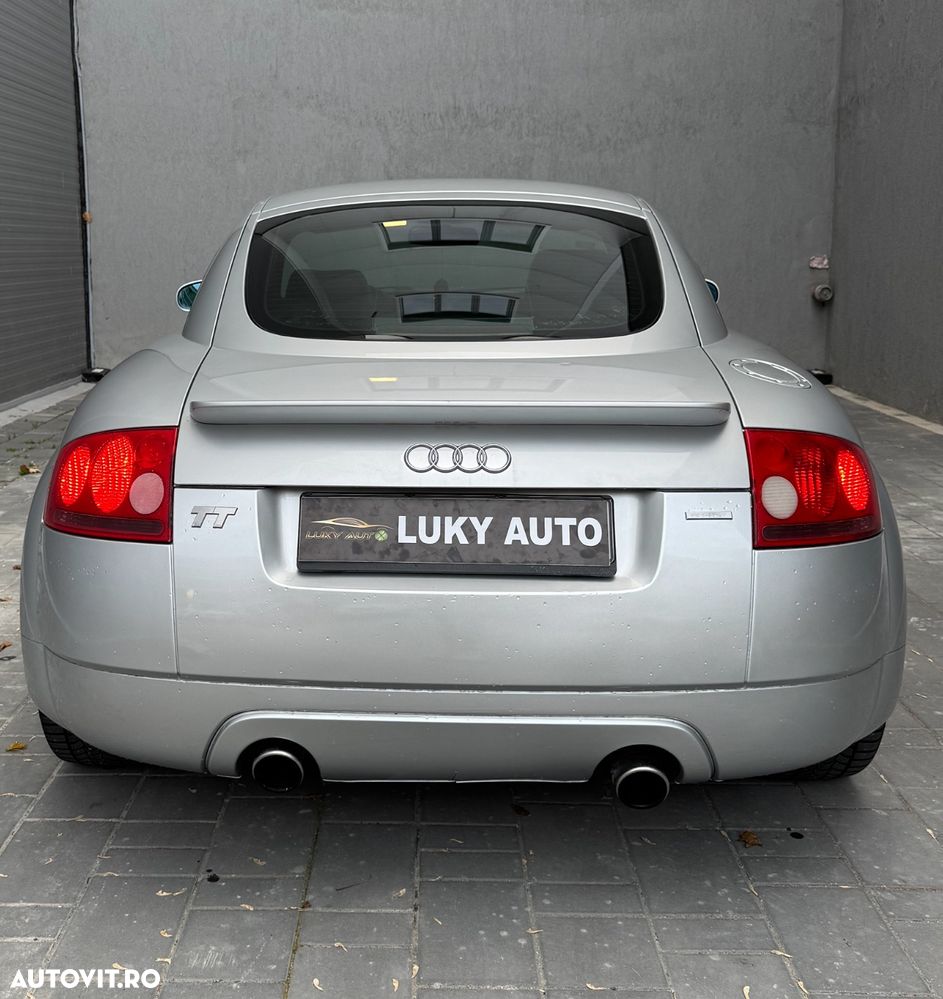 Audi TT Roadster 1.8 T quattro - 10