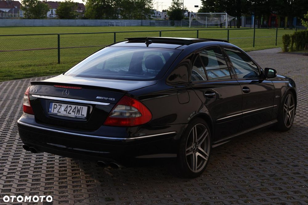 Mercedes-Benz Klasa E 63 AMG 7G-TRONIC - 1