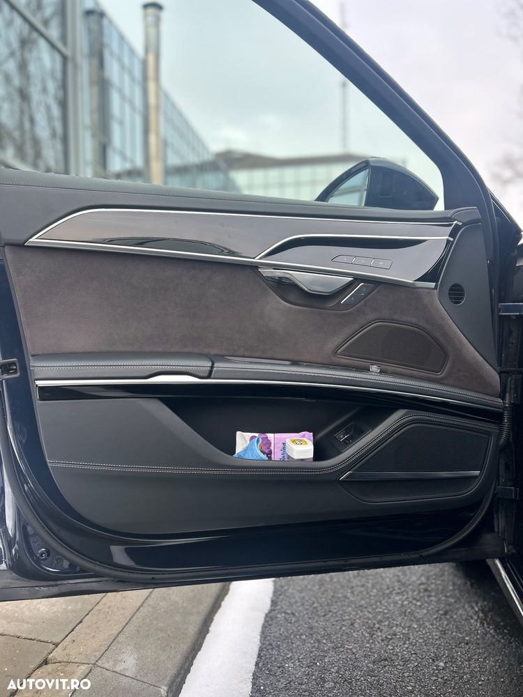 Audi A8 - 13