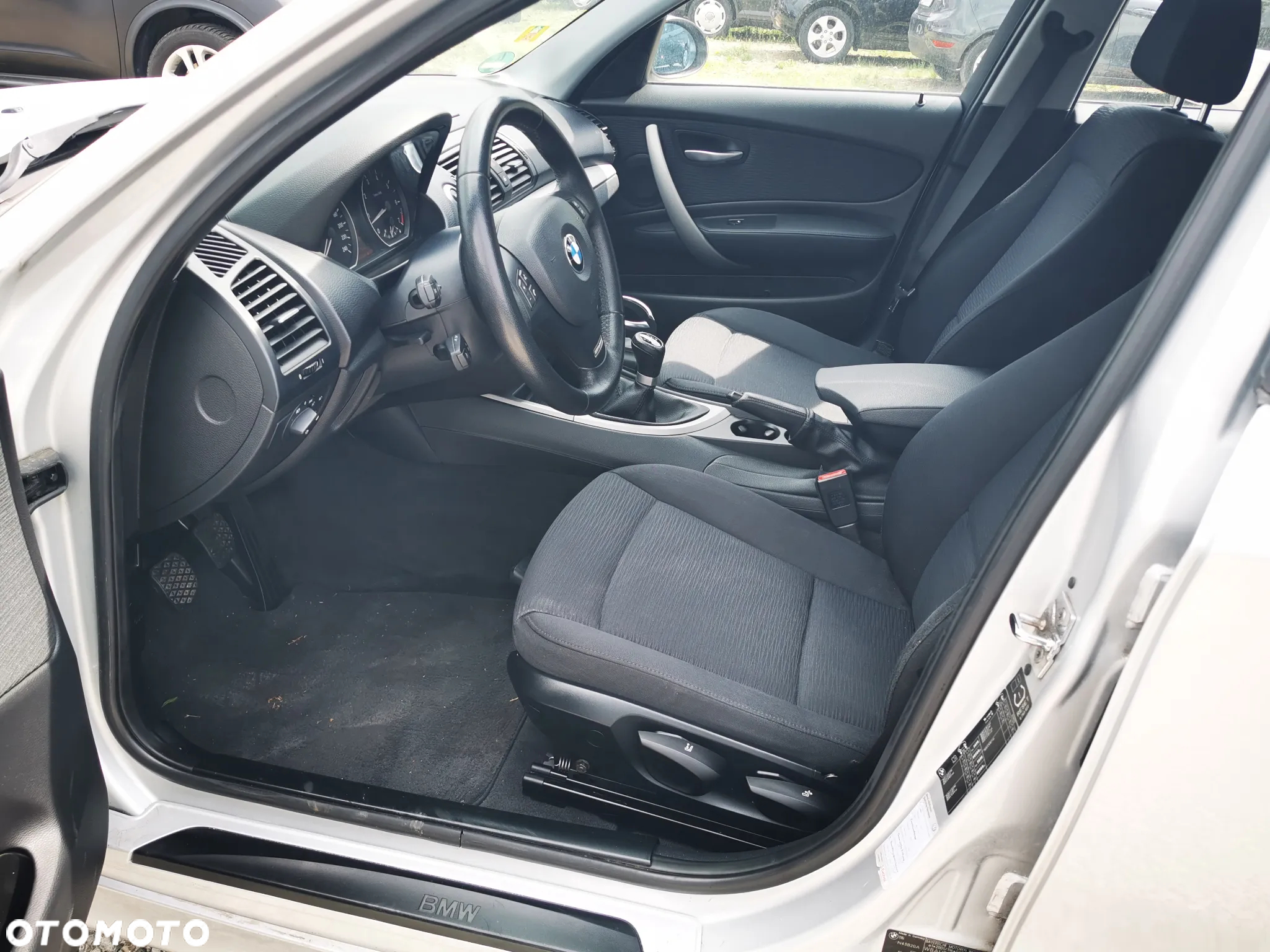 BMW Seria 1 118i Edition Sport - 10