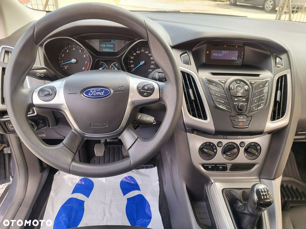Ford Focus - 17
