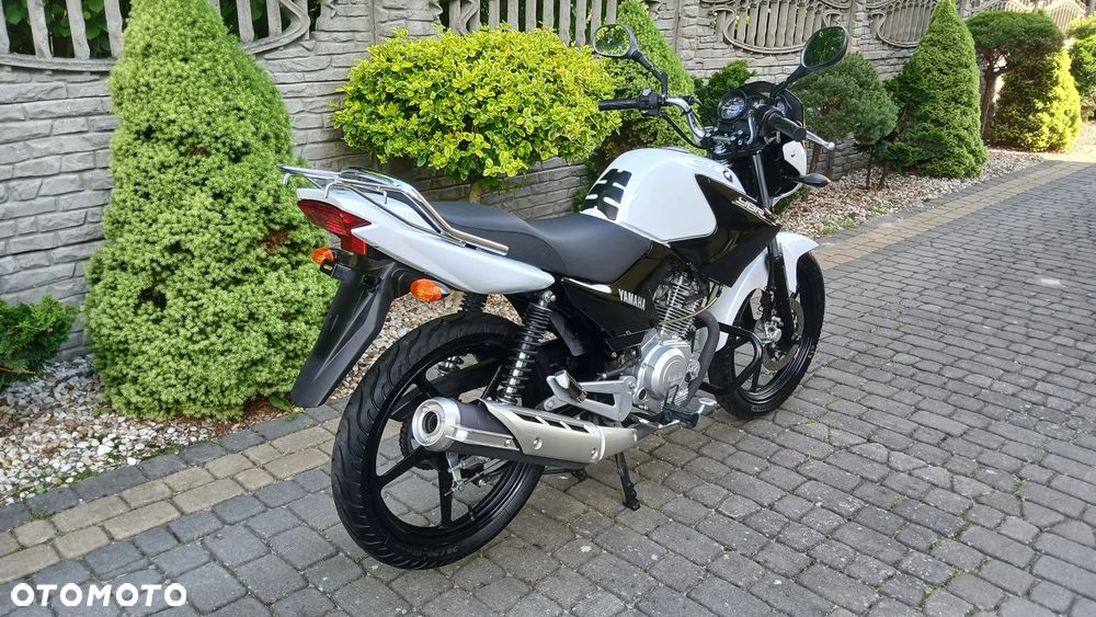 Yamaha YBR - 4