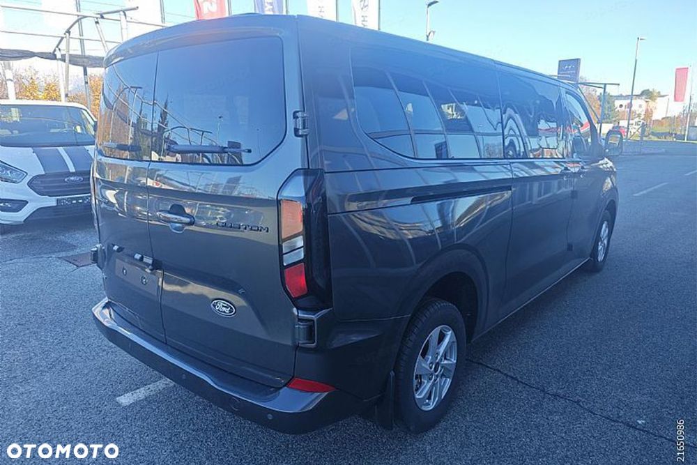 Ford Transit Custom - 8