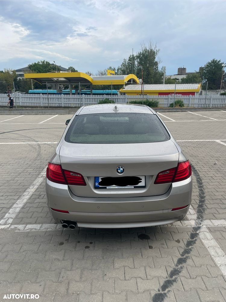 BMW Seria 5 520d - 2