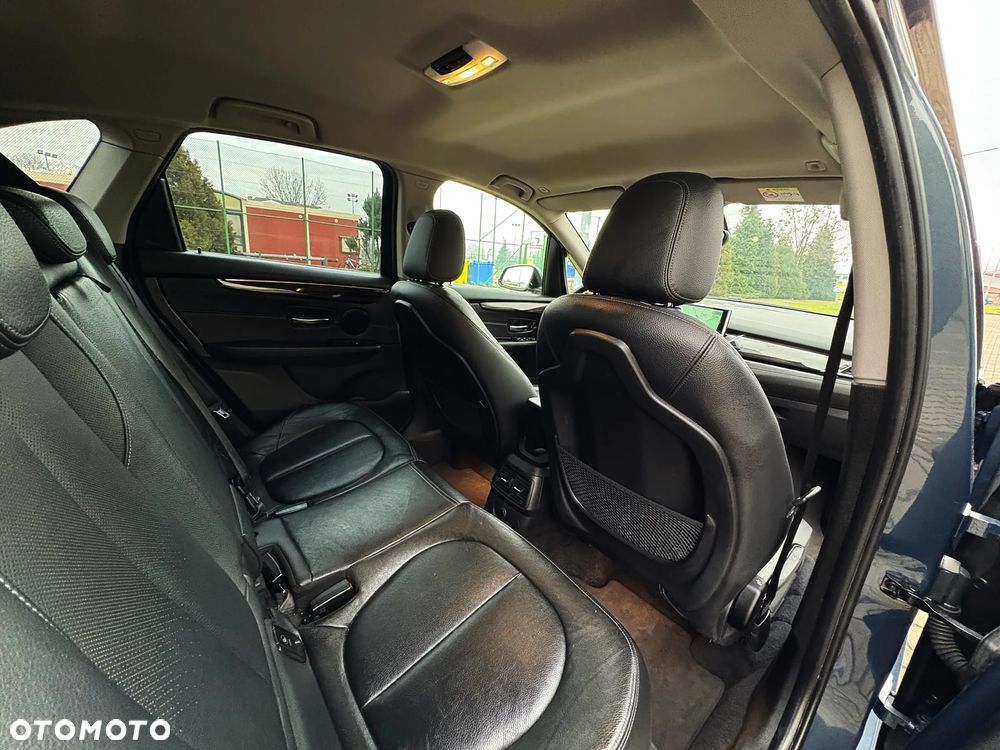 BMW Seria 2 218d Luxury Line - 16