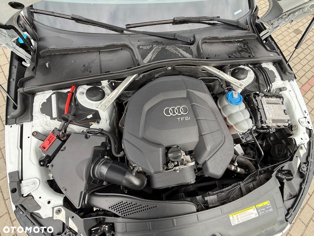 Audi A4 Avant 1.4 TFSI Design S tronic - 32
